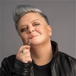 Susie McCabe: Best Behaviour